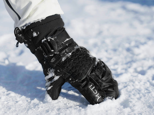 Protective Skiing Gloves for Beginners